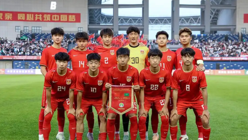 复盘国少5-2横扫澳洲：用长传冲吊击溃对手，国少的自信藏不住