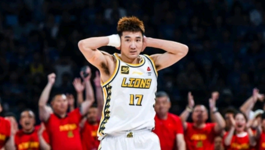 广厦深夜发声！遭CBA四大重罚+主动认错，冠军庆典秒变道歉声明！