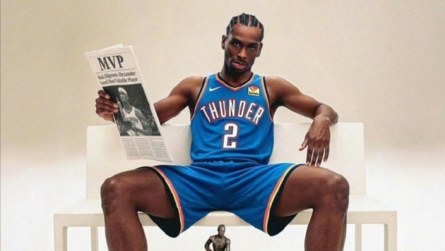 豪横！亚历山大力压约基奇问鼎MVP，送雷霆队友每人一块劳力士金表