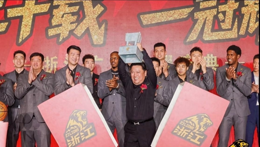 为激励儿子帮广厦夺冠，许诺赢一场奖励5万！球迷：好父亲
