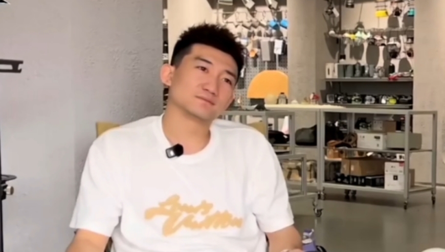 孙铭徽解释总决赛G5踢球原因：当时崩溃了！怪自己没能做到在主场夺冠