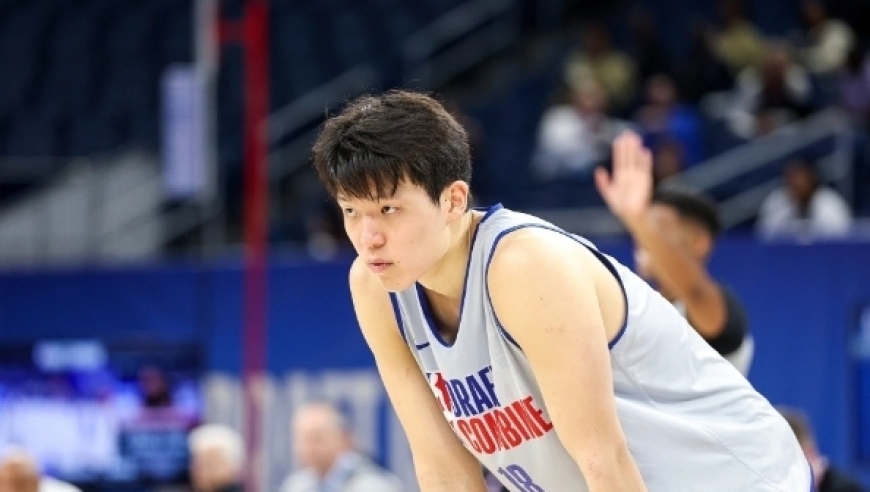 预测顺位飙升首轮27位！选秀专家：目前有5支NBA球队邀请杨瀚森试训