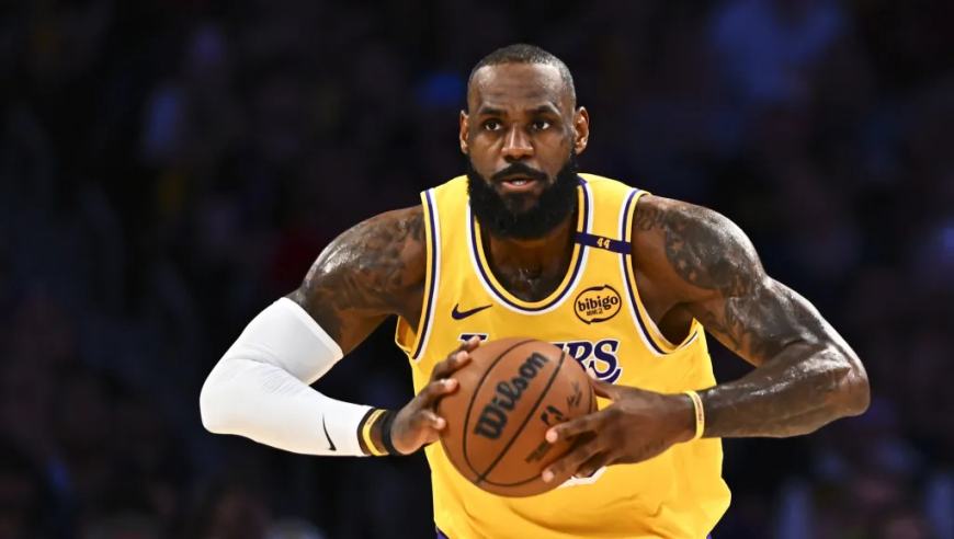 詹姆斯排第一！美媒晒NBA抢七得分王：杜兰特11库里10伯德屈居第6