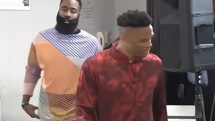 中国球迷最不该黑的NBA球星是谁？ 关键时刻两次身披唐装力挺中国！