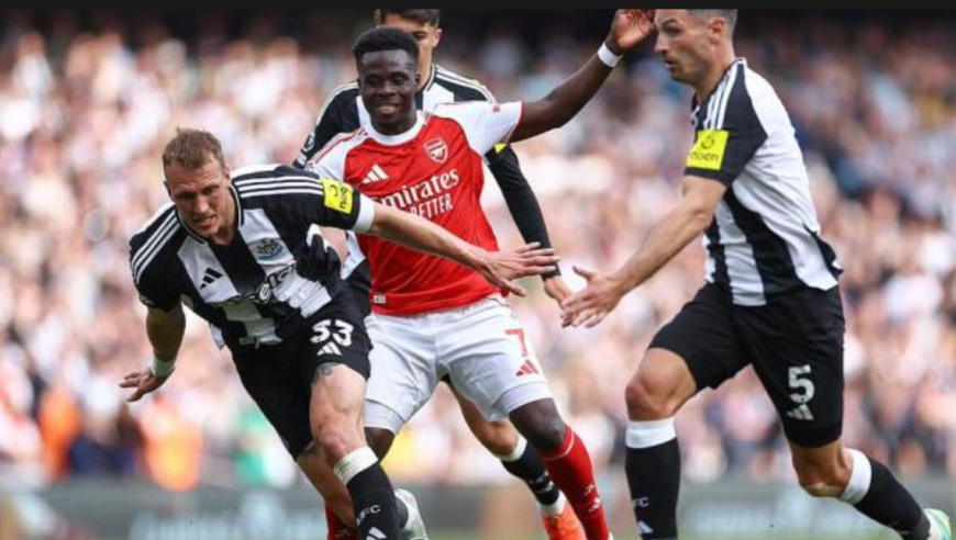 英超-阿森纳1-0纽卡斯尔联锁定欧冠资格，赖斯世界波&拉亚多次扑救