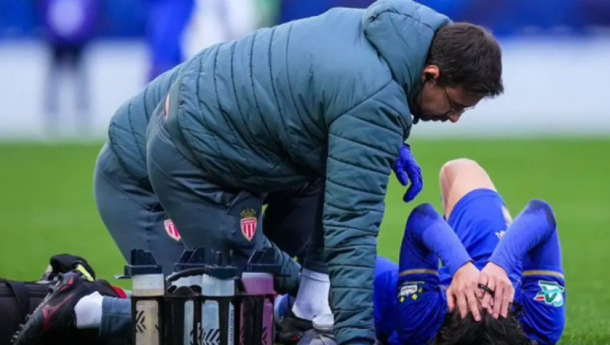 无缘世界杯！30岁日本巨星十字韧带撕裂：故意撞倒对方后自己受伤