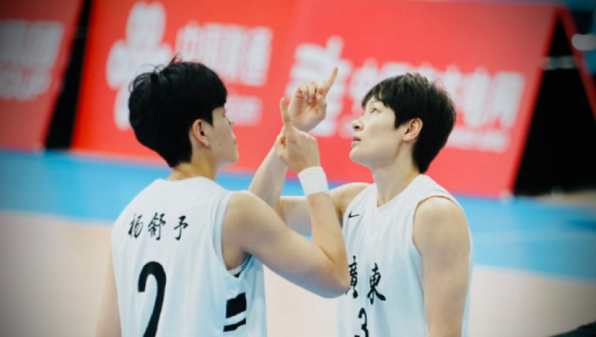 全运女篮：广东60分狂胜辽宁进决赛 杨舒予单节18分武桐桐24分