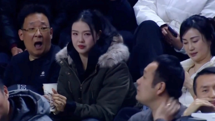 张常宁看懵美女球迷吐槽 新疆四次绝平罚球不中演技太拙劣|篮不住嘴