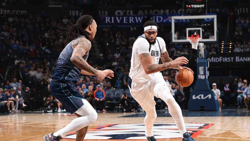 依旧顶级中锋！浓眉29+8集锦 连续抢断暴扣+封盖无所不能