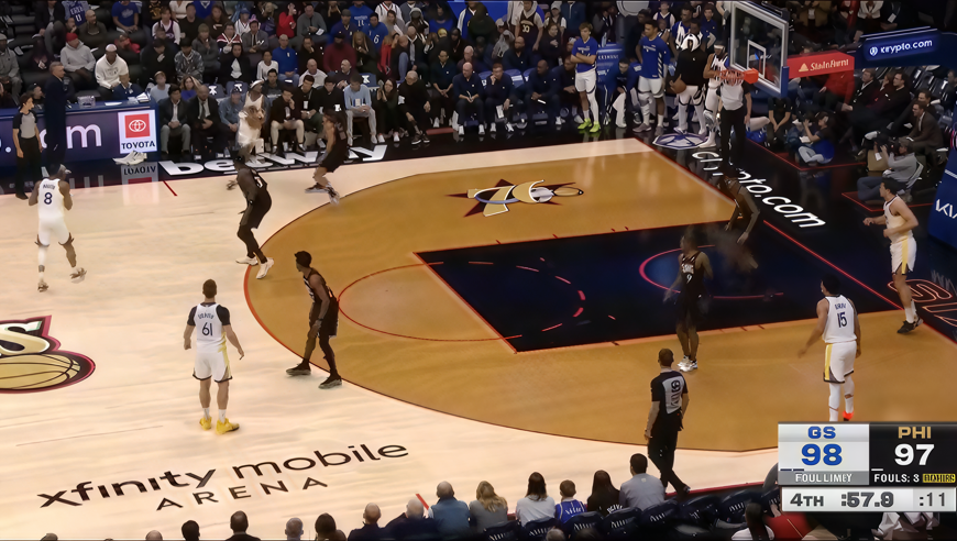 惊魂一分钟！勇士边线球失误 埃奇库姆补篮绝杀，76人险胜勇士