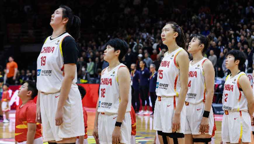 判若两队！中国女篮胜巴西，三大细节改变，让进攻不再僵化！