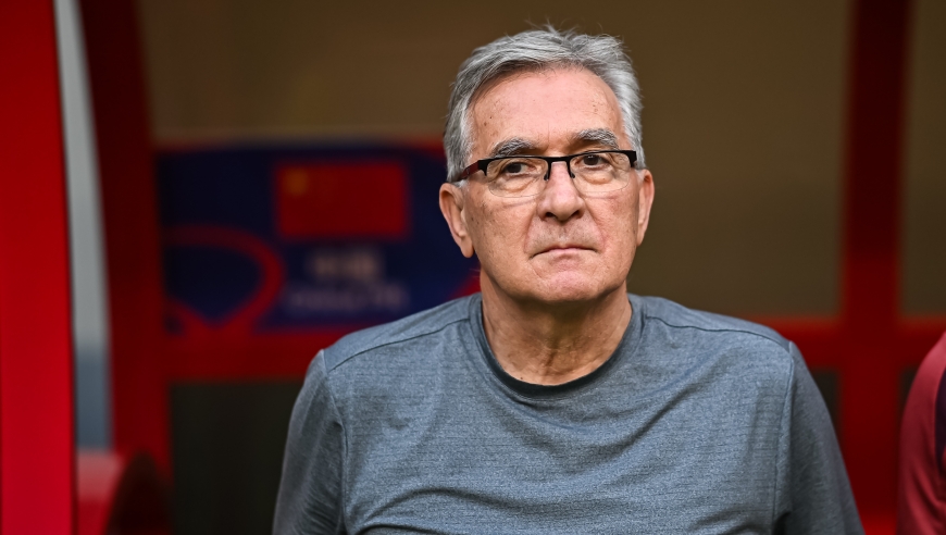 71岁国足前主帅伊万退休！结束42年执教生涯，中国队成最后1站