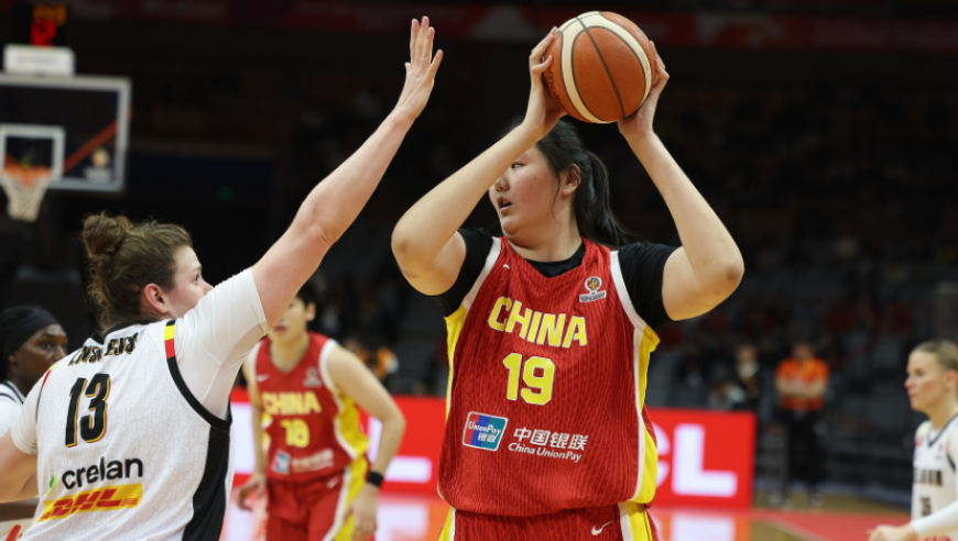 世预赛：中国女篮最多落后24分惨负比利时 张子宇20+11独木难支