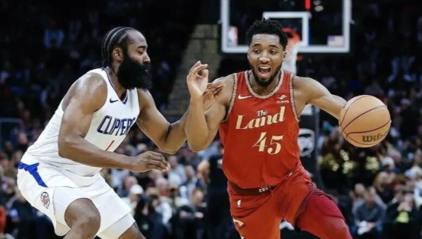 哈登加盟骑士联手米切尔后 东部格局如何一夜变天？｜议起复盘