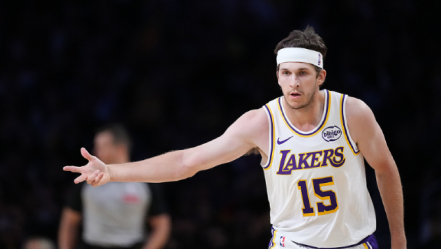 NBA季前赛：东詹库里缺席湖人力克勇士 里夫斯21分伤退艾顿14+8
