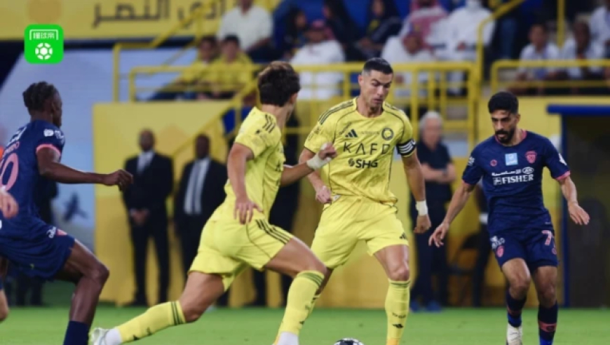 沙特联：利雅得胜利2-1逆转费哈，C罗双响+补时第14分钟点射绝杀