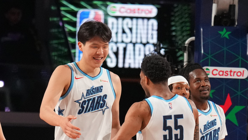 全明星新秀赛：杨瀚森10分2板！卡特队夺冠 埃奇库姆双绝杀当选MVP