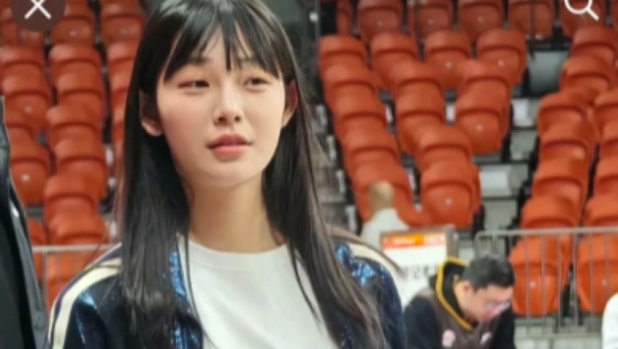 绯闻女友注视下重伤 郭艾伦终能放心恋爱+参加综艺了