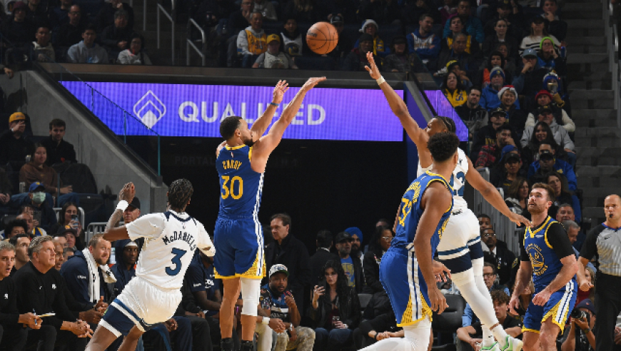 满血归来！库里半场16分集锦：军训戈贝尔麦丹上演无差别单打