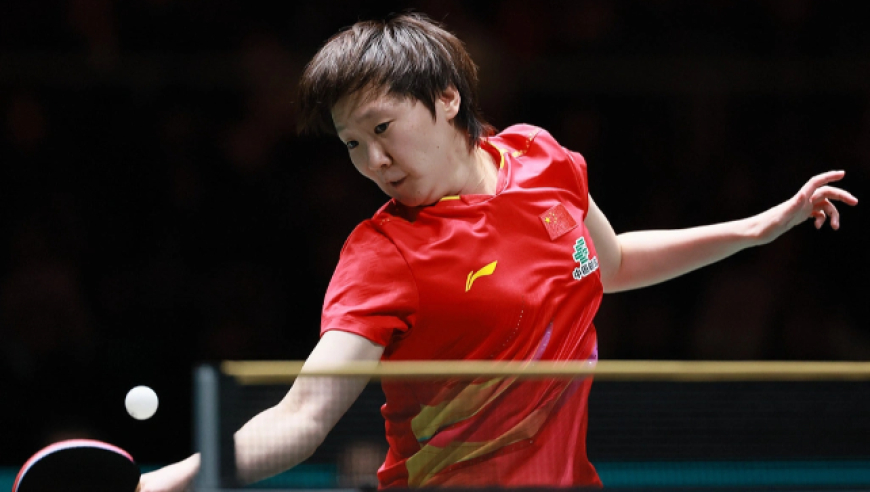 混团世界杯：王曼昱遇险！单局错失6局点被逆转，2-1胜伊藤美诚