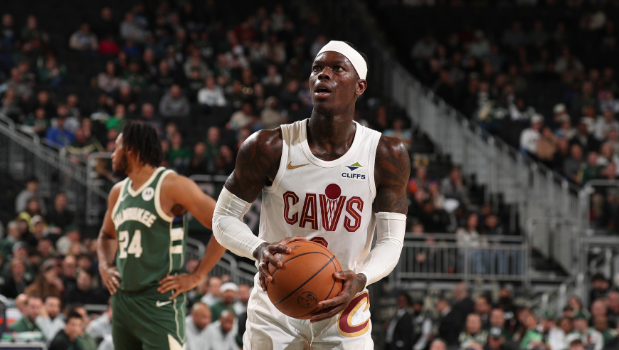 骑士雄鹿生死时刻：施罗德带伤绝平后小波特准绝杀 阿伦反绝平超时