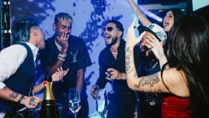 堕落？18岁亚马尔深夜现身夜总会，4点还在狂欢：只允许女性入内