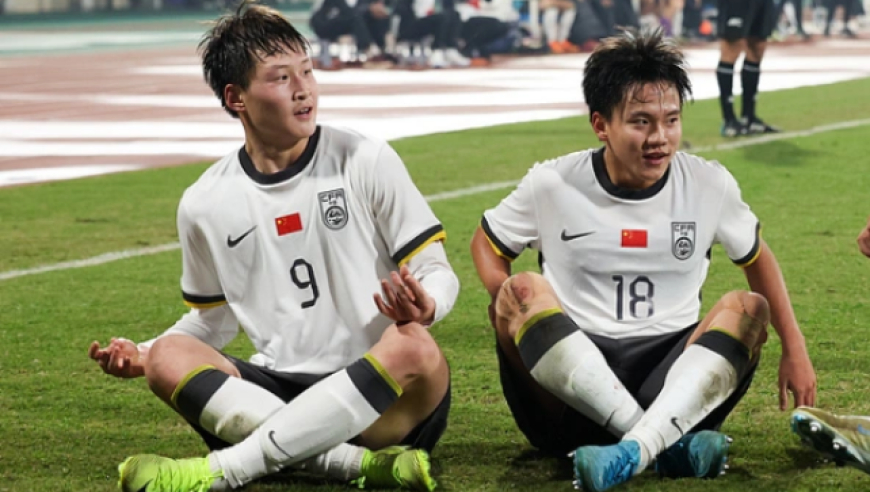 3天内双杀！热身赛：U17国足3-2印尼  李钧鹏送点 张伯霖读秒绝杀