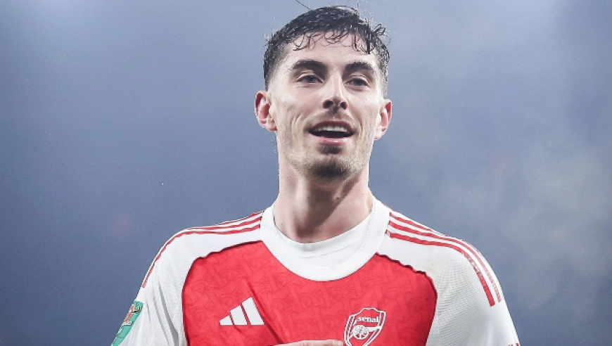 足坛一夜动态：阿森纳总分4-2切尔西！巴萨2-1 C罗愿重返曼联遭拒