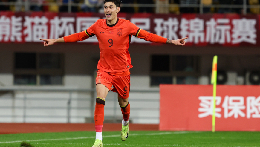 谁能想到！U22国足两球领先韩国：拜合拉木天秀脚后跟梅开二度