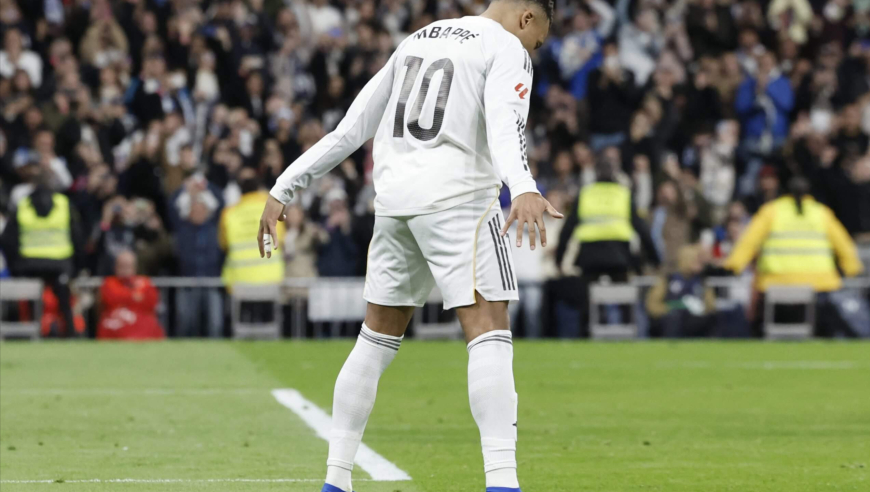 比肩总裁！年度59球追平偶像纪录 姆巴佩在超越C罗的路上吗？