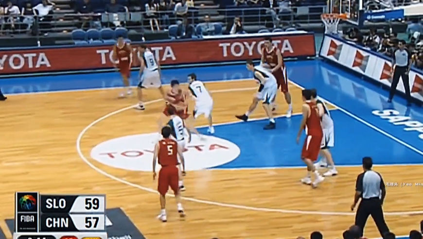 体坛记忆｜中国男篮最伟大的绝杀！世锦赛绝境逆转斯洛文尼亚