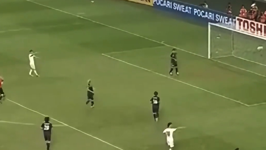 13年东亚杯国足3比3日本，国足打出为数不多的血性，全程精彩刺激｜体坛记忆