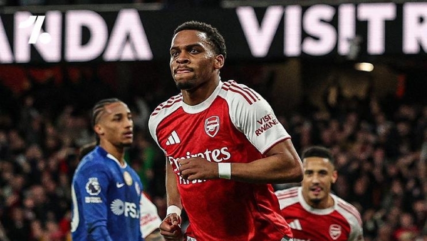 足坛一夜动态：AC米兰复仇升班马，曼联11轮不败，阿森纳2-1切尔西