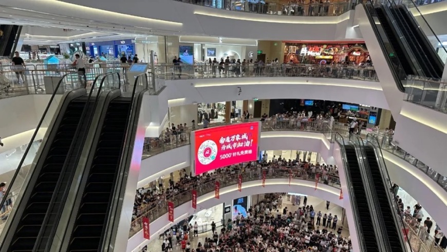 南通队5：0大胜连云港队豪取8连胜，全城沸腾！