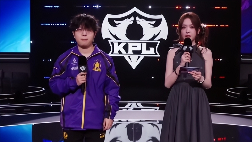 TTG爆冷击败Hero，妖刀神情低落承认失误，鹤辞自信放话目标四强