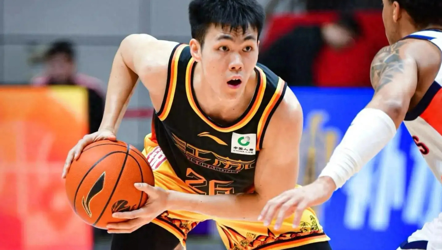 广西超跑！庞峥麟对广东23+7集锦：一人对飚广东双枪送绝杀助攻