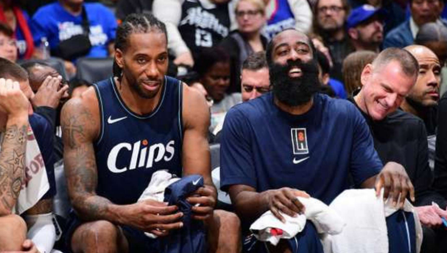 快船18战15胜！球迷承诺吃纸引热议 快船官方：坐等你吃掉A4纸