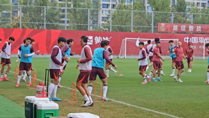 U23亚预赛开战在即，直击U22国足赛前轻松备战
