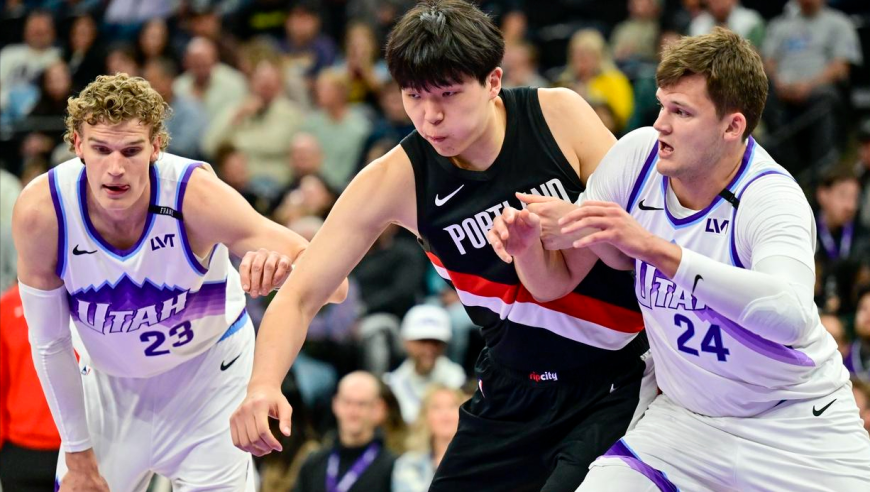美球迷忍无可忍，怒喊杨翰森滚出NBA！开拓者本该拿下16分中锋