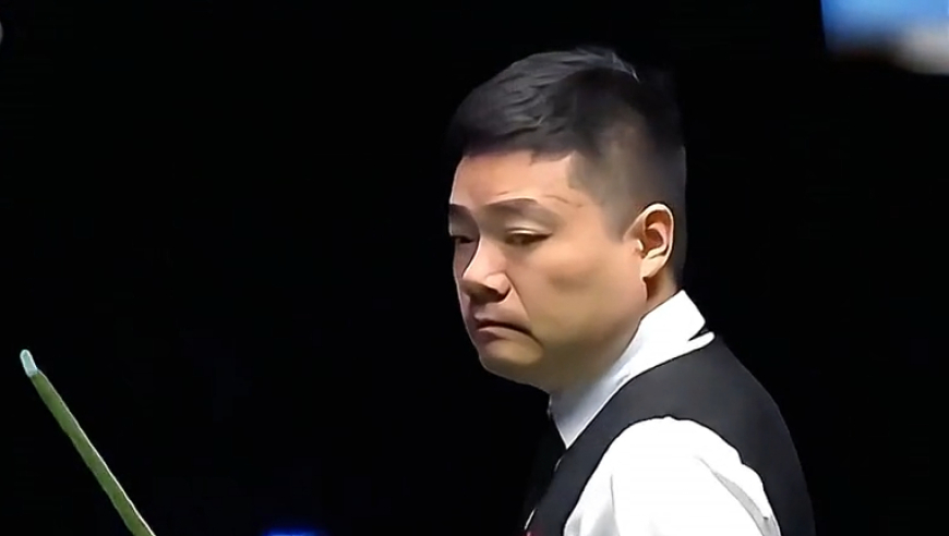 体坛名场面｜晖哥准备打包回家！巫师关键时刻出现手软，四红三贴库力挽狂澜！