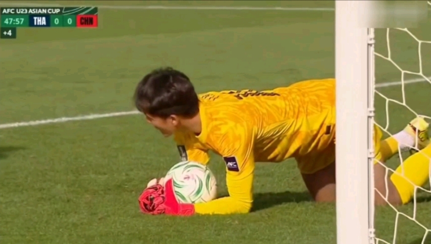 统统拒之门外！李昊的扑救到底有多惊艳？泰国绝望:这是开挂了吧