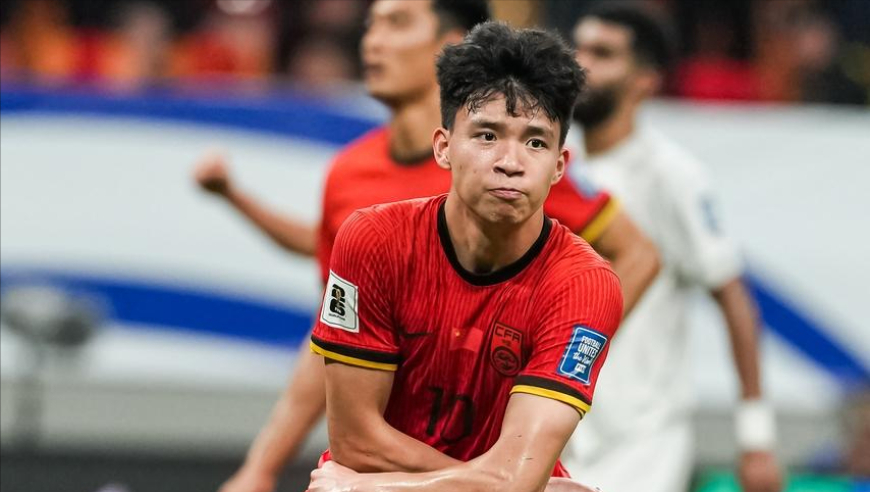 2-1，中国U23小胜弱旅迎开门红，18岁王钰栋神级摆脱+飙10分角