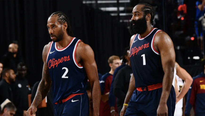 篮不住嘴丨快船拒绝多笔三巨头交易报价 3换1方案抢湖人心上人？