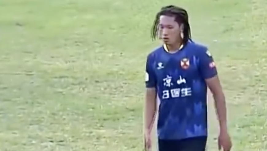 飞踹裁判！被禁赛5年的川超球员试训津门虎：处罚令只限四川省内