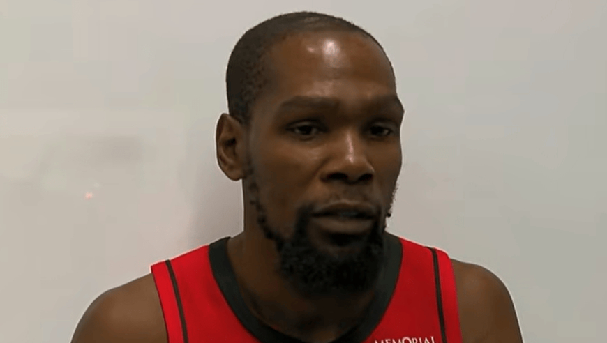 杜兰特赛后采访全文：赞赏球队韧性，长出场时间没啥问题