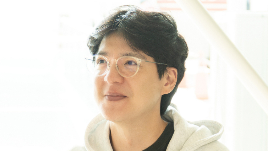 T1教练kkOma采访时自信发言，状态还不是最佳，但完全可以击败AL