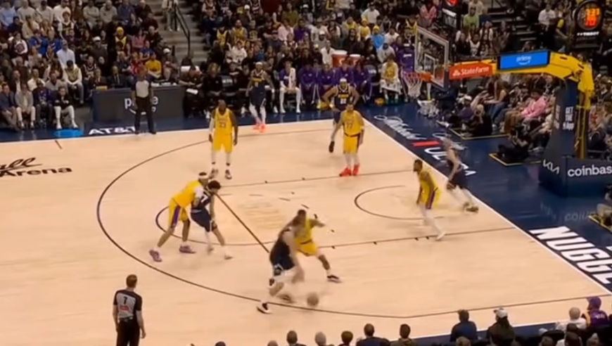 湖人惜败掘金 回顾湖人对阵掘金最后几分钟