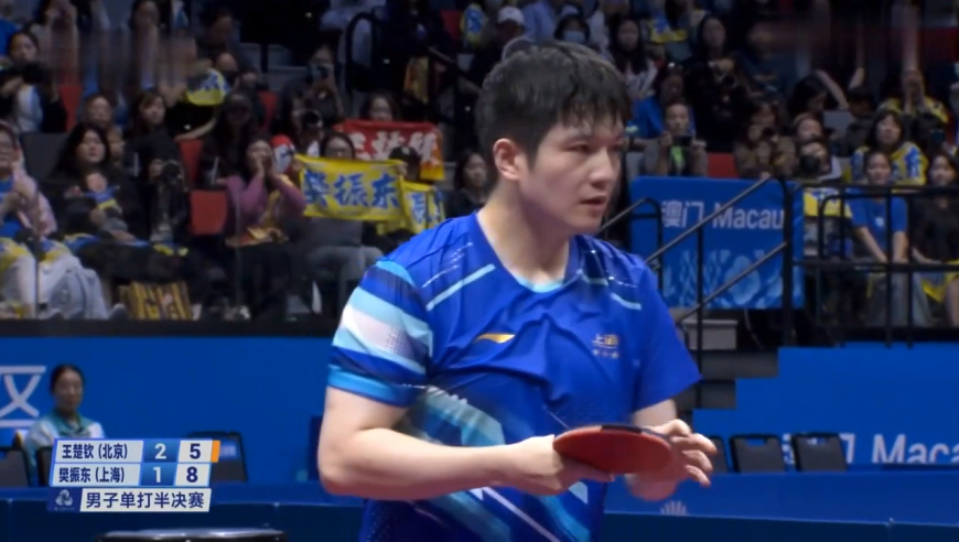 大心脏！王楚钦vs樊振东，小胖连轰超级神仙球，两度落后两度扳平