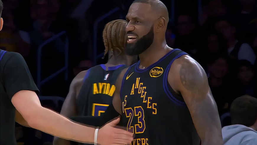 打崩了！詹姆斯末节连送6次助攻 湖人再轰16-2超强攻击波完爆爵士