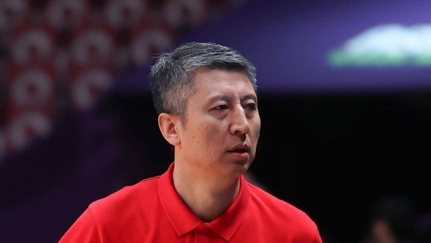 21人留12人，男篮9人离队名单预测：后卫3人，锋线4人，内线2人